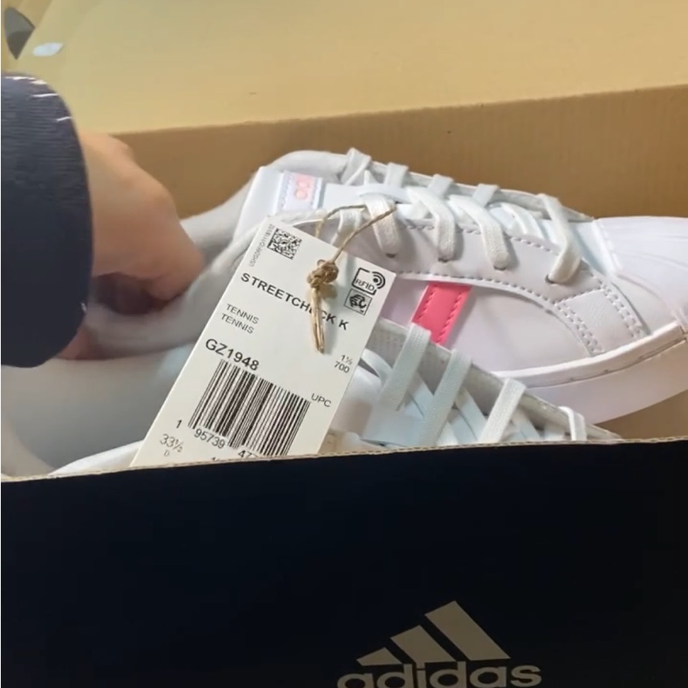 Adidas StreetCheck K